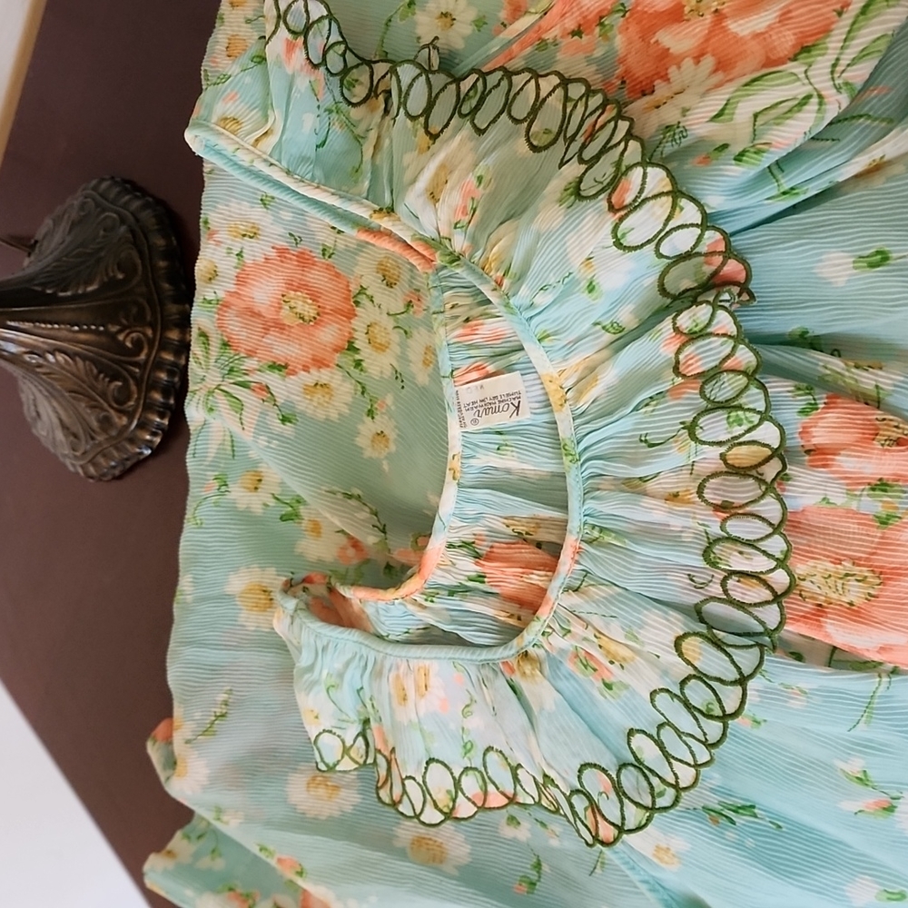 Komar gorgeous Night Gown Blue, green floral sleeveless Size Medium Vintage